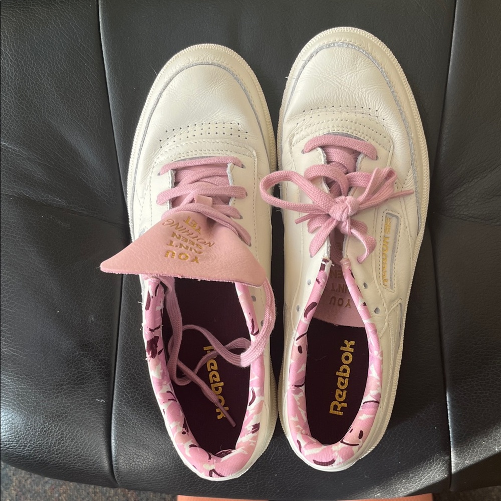 Reebok Women's Cream and Pink Sneakers